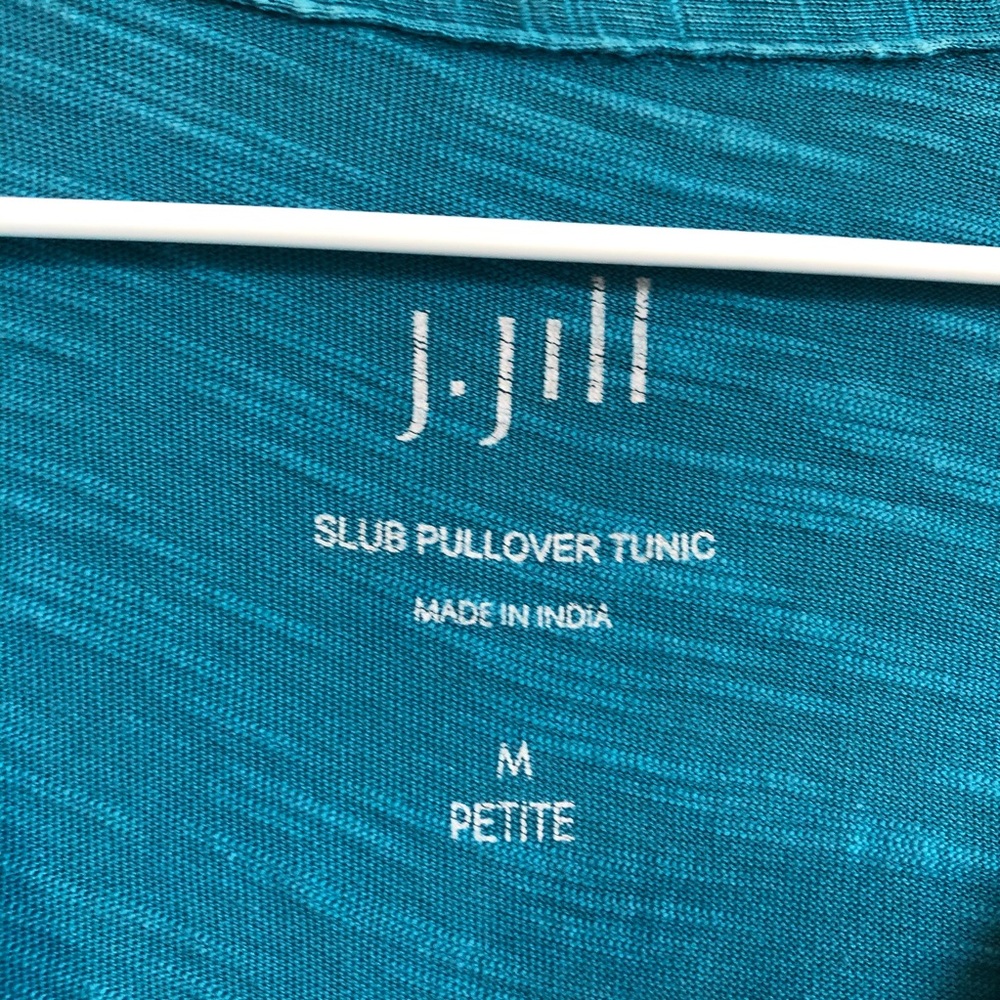 J. Jill Long Sleeve Pullover Tunic With Pockets - Picture 2 of 4